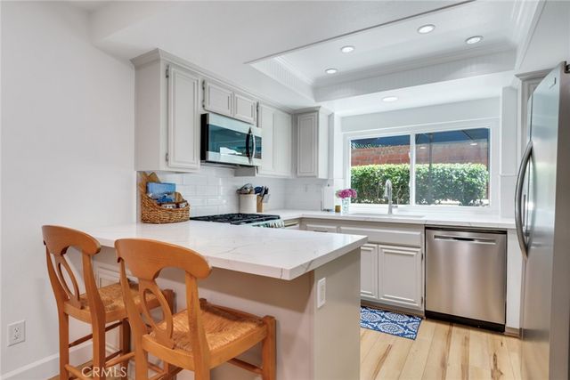 966 Michael D, Corona, CA 92881