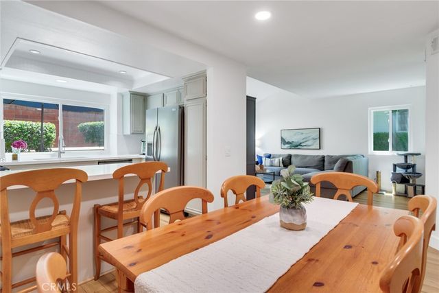 966 Michael D, Corona, CA 92881