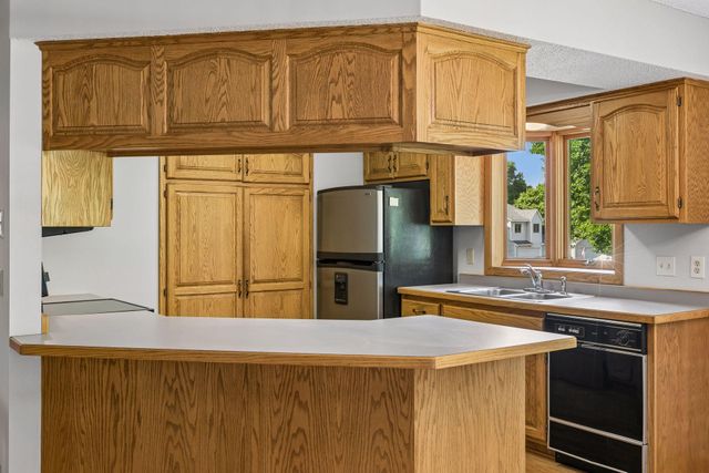8865 Norway Street NW, Coon Rapids, MN 55433