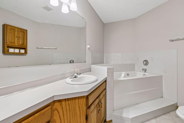 8865 Norway Street NW, Coon Rapids, MN 55433