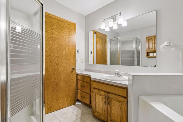 8865 Norway Street NW, Coon Rapids, MN 55433