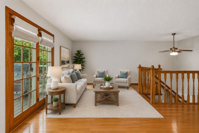 8865 Norway Street NW, Coon Rapids, MN 55433
