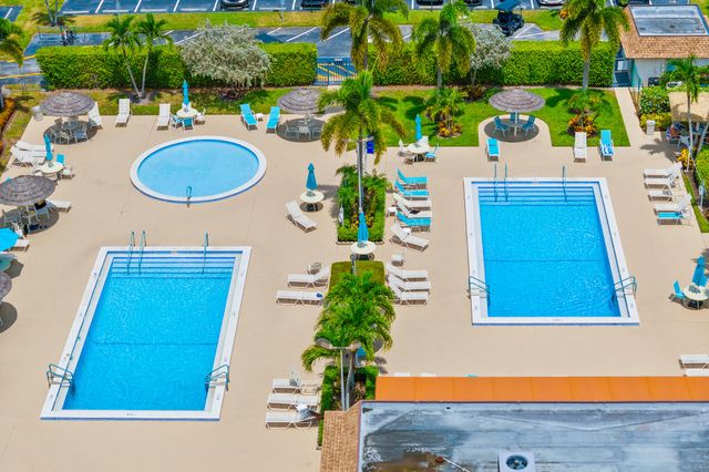 17007 Grand Terre Bay Drive, Boynton Beach, FL 33436