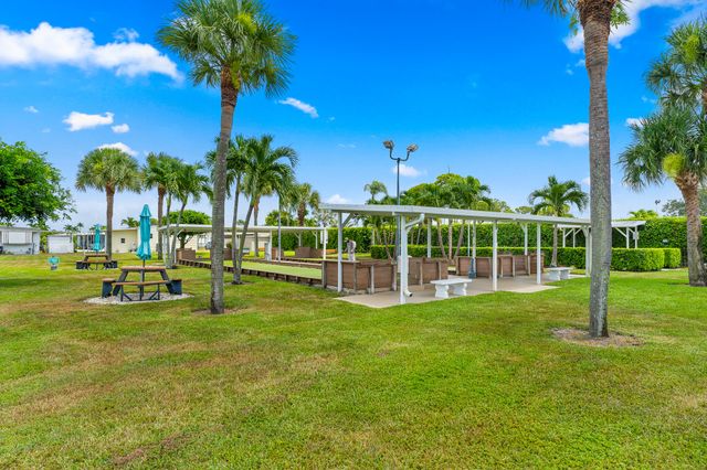 17007 Grand Terre Bay Drive, Boynton Beach, FL 33436
