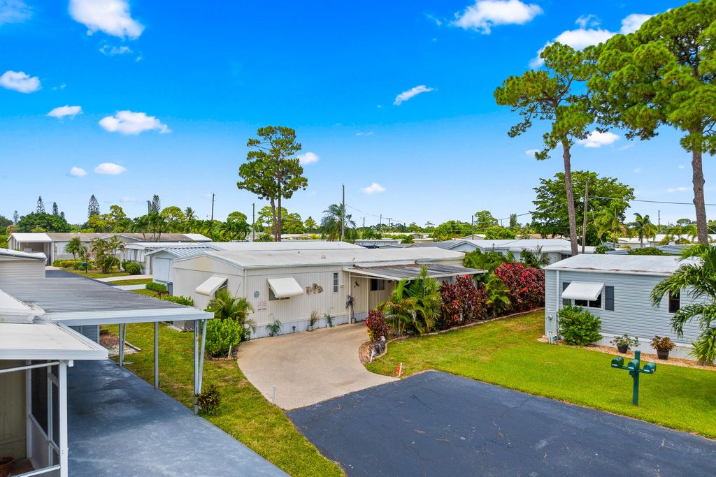 17007 Grand Terre Bay Drive, Boynton Beach, FL 33436