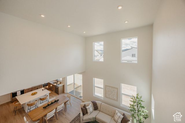 5158 S CENTURY WAY, Riverdale, UT 84405