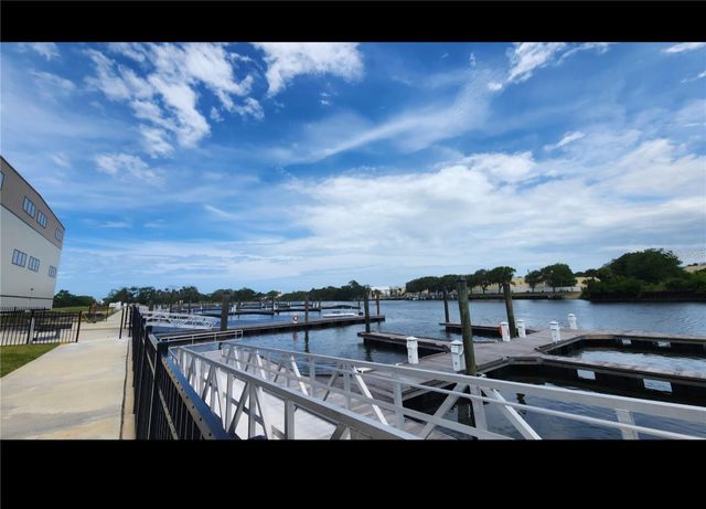21 DEL PALMA DRIVE, Palm Coast, FL 32137