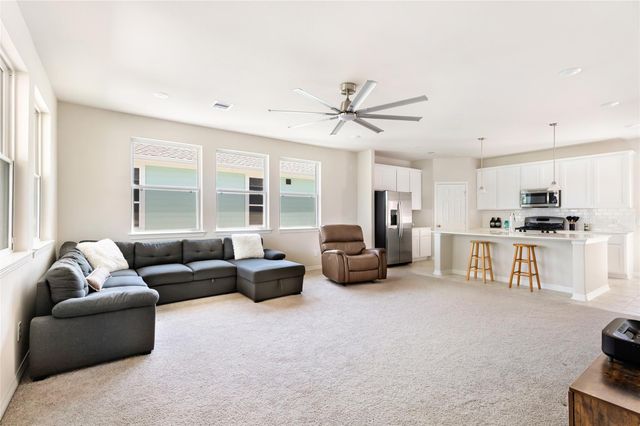 353 Bay Oaks Drive, La Porte, TX 77571