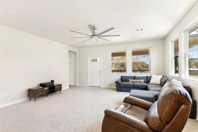 353 Bay Oaks Drive, La Porte, TX 77571