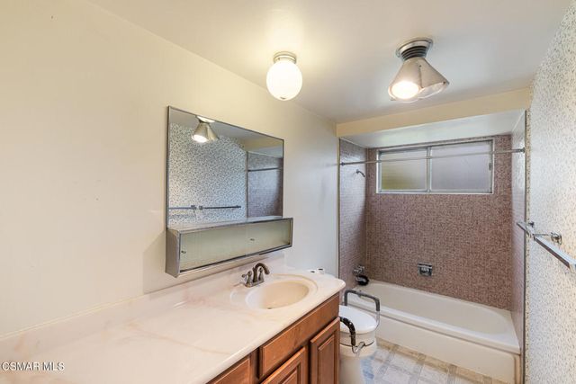 139 Prentiss Street, Thousand Oaks, CA 91360