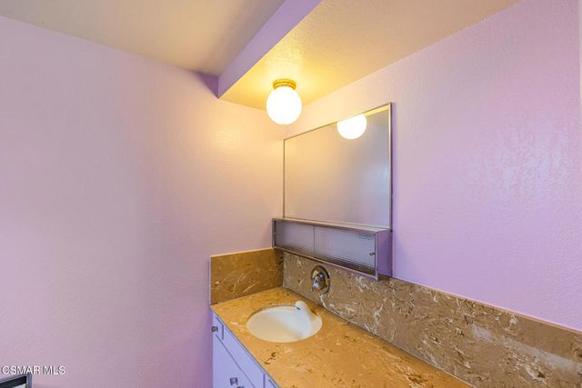 139 Prentiss Street, Thousand Oaks, CA 91360