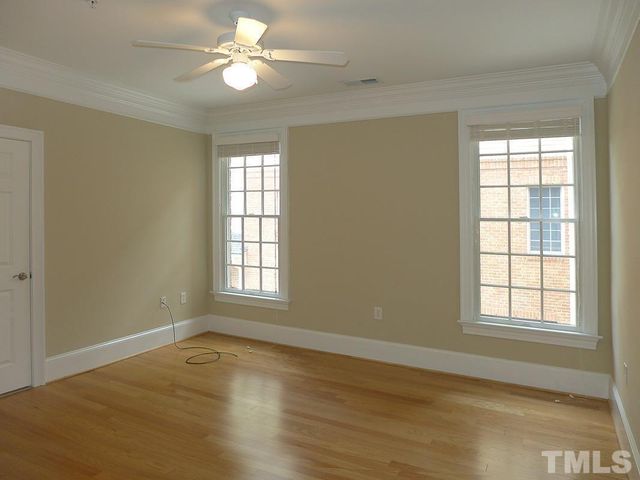413 W Barbee Chapel Road, Chapel Hill, NC 27517