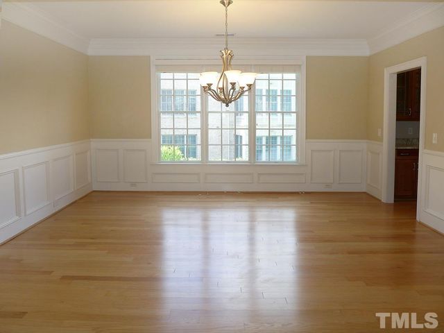 413 W Barbee Chapel Road, Chapel Hill, NC 27517