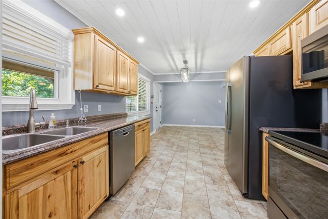 1853 Lake Highland W, Quinlan, TX 75474
