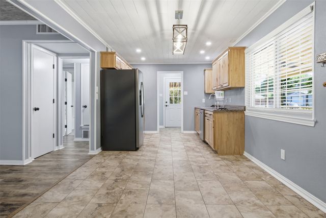 1853 Lake Highland W, Quinlan, TX 75474