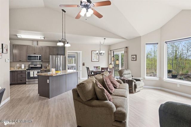 2030 N Broadway Drive, Palmer, AK 99645
