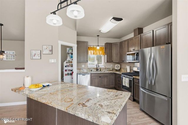 2030 N Broadway Drive, Palmer, AK 99645