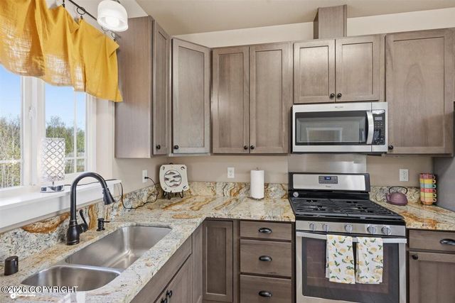 2030 N Broadway Drive, Palmer, AK 99645