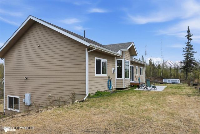 2030 N Broadway Drive, Palmer, AK 99645