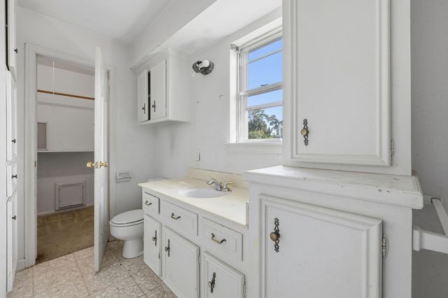 1802 Hamlin Valley Drive, Houston, TX 77090
