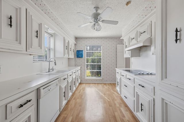 1802 Hamlin Valley Drive, Houston, TX 77090
