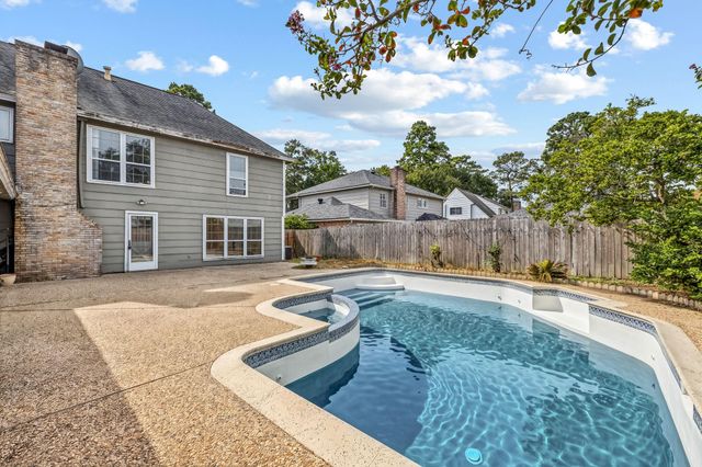 1802 Hamlin Valley Drive, Houston, TX 77090