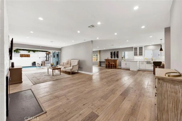 4912 Alonzo Avenue, Encino, CA 91316