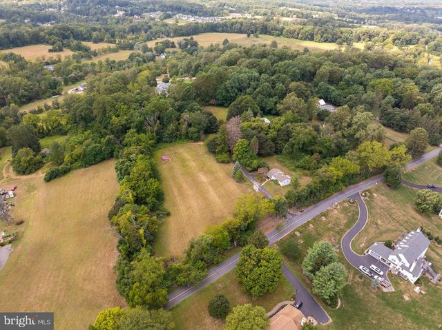 120 DIAMOND ROCK RD, Phoenixville, PA 19460