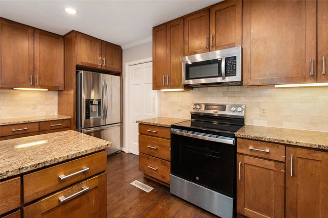 4236 Amherst Avenue, University Park, TX 75225