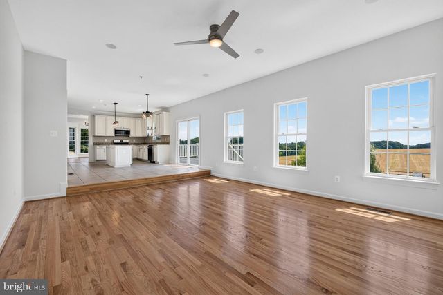 5891 WOODBINE RD, Woodbine, MD 21797