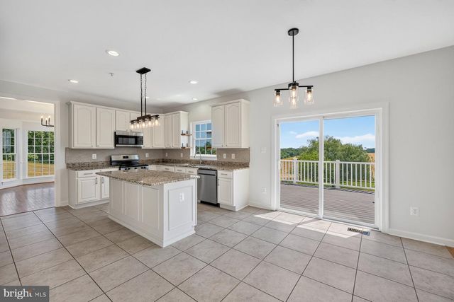 5891 WOODBINE RD, Woodbine, MD 21797