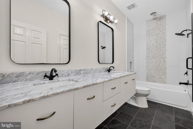 5891 WOODBINE RD, Woodbine, MD 21797