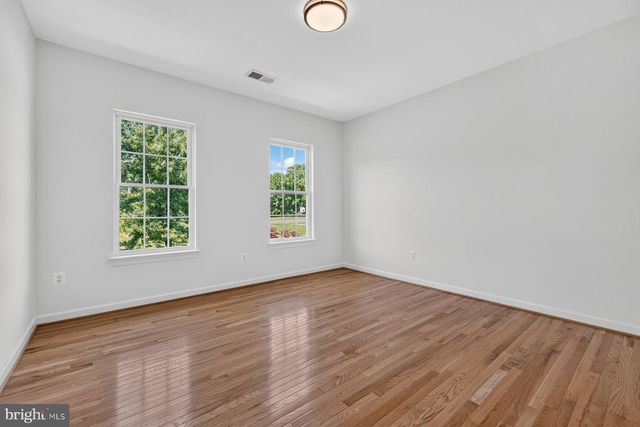 5891 WOODBINE RD, Woodbine, MD 21797