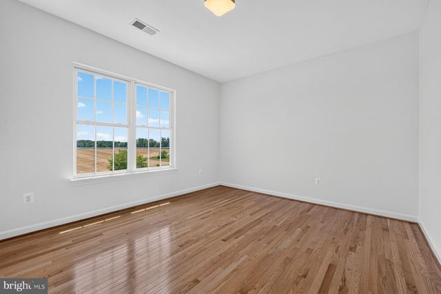 5891 WOODBINE RD, Woodbine, MD 21797