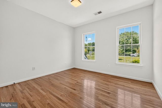 5891 WOODBINE RD, Woodbine, MD 21797