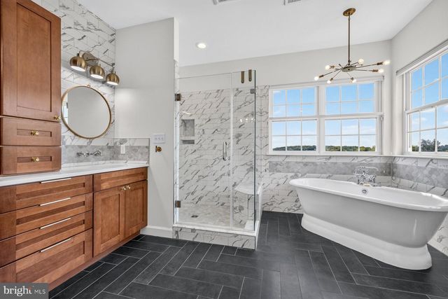 5891 WOODBINE RD, Woodbine, MD 21797