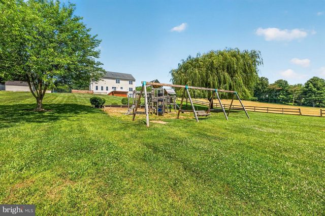 5891 WOODBINE RD, Woodbine, MD 21797