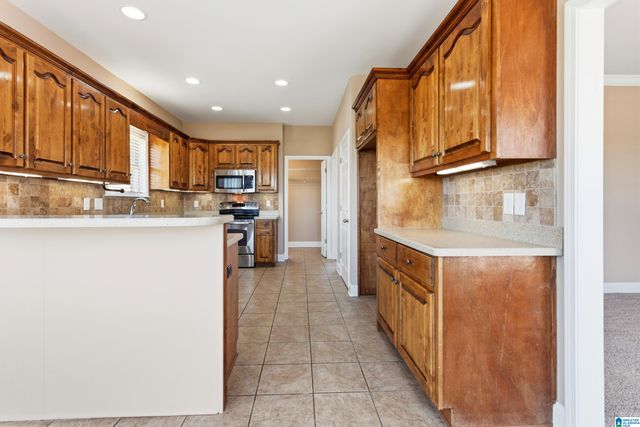 210 MADISON LANE, Odenville, AL 35120