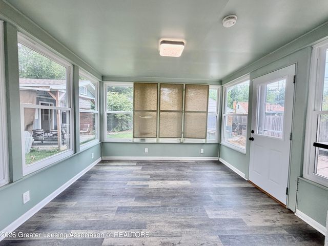 2510 Wellington Road, Lansing, MI 48910