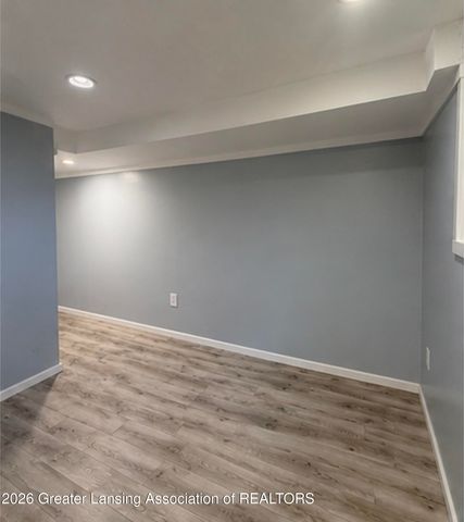 2510 Wellington Road, Lansing, MI 48910