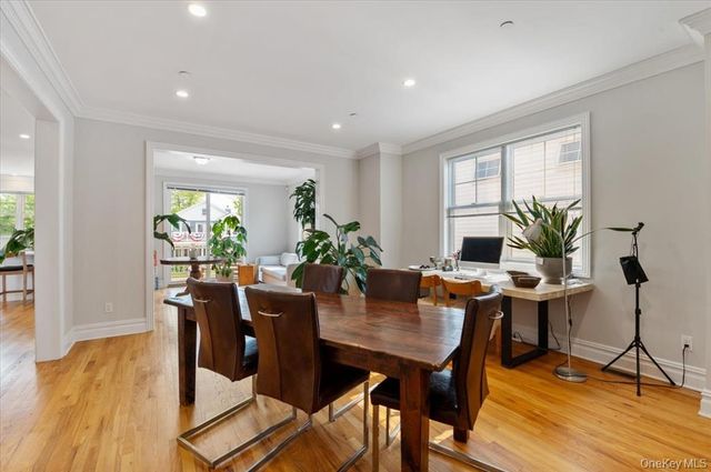 545 E Fulton Street, Long Beach, NY 11561