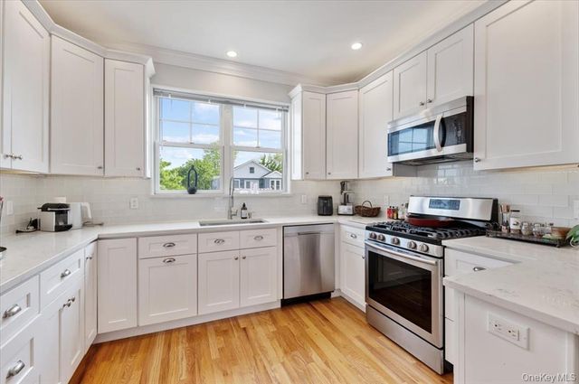 545 E Fulton Street, Long Beach, NY 11561