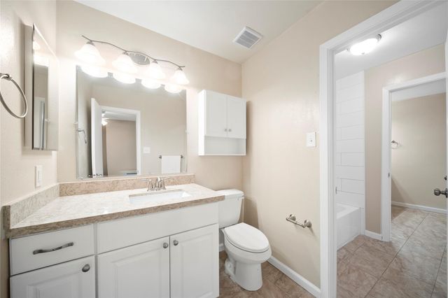 515 Tallowood Road 60, Houston, TX 77024