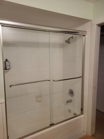 18555 Olde Farm Road, Lansing, IL 60438