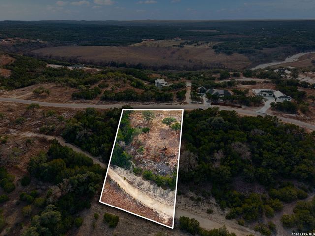 1870 Paradise Pkwy, Canyon Lake, TX 78133