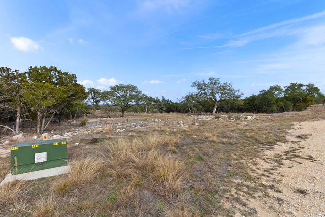 1870 Paradise Pkwy, Canyon Lake, TX 78133