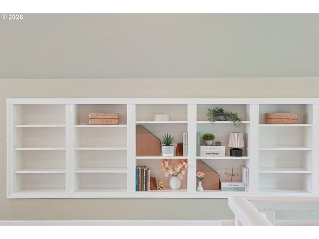 7436 N SEWARD Ave, Portland, OR 97217