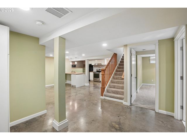 7436 N SEWARD Ave, Portland, OR 97217