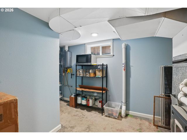 7436 N SEWARD Ave, Portland, OR 97217