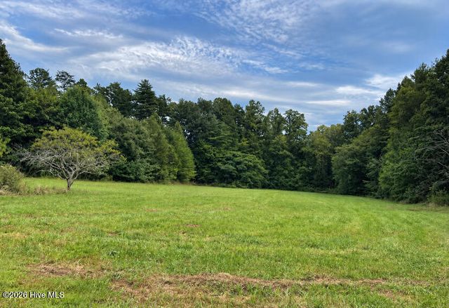 100 Eva Mae Lane, Murphy, NC 28906